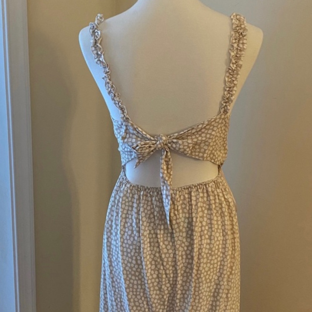 NWOT Skylar + Madison Side Slit Maxi Dress Khaki Print Size XS Never Worn